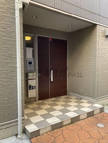 正面玄関