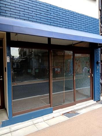 正面玄関