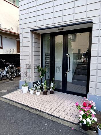 正面玄関