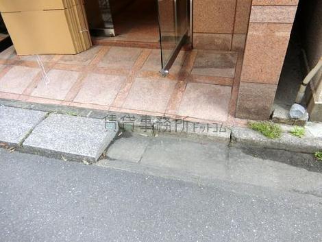正面玄関