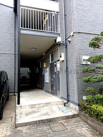 正面玄関