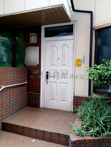 正面玄関