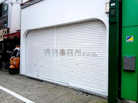 正面玄関