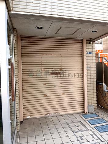 正面玄関