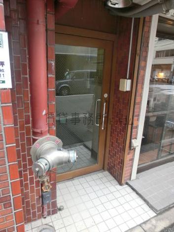 正面玄関