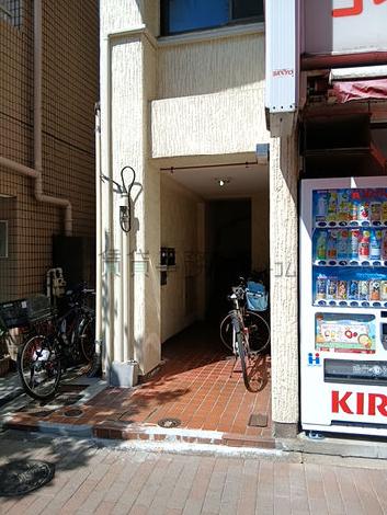 正面玄関