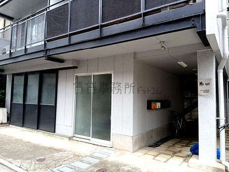 正面玄関
