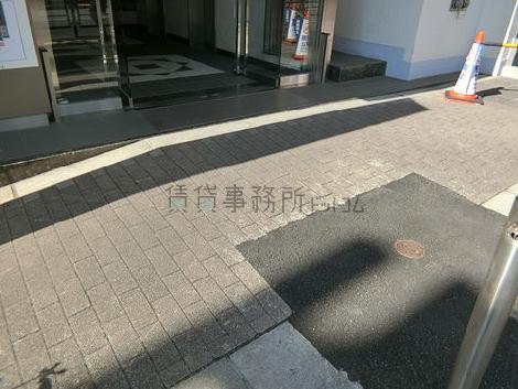 正面玄関