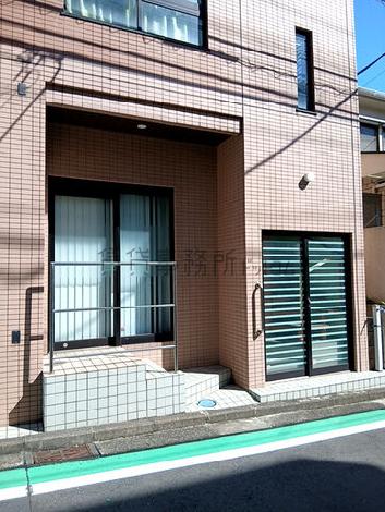 正面玄関