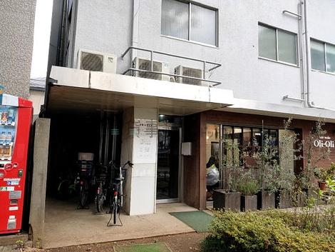 正面玄関