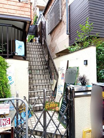 正面玄関