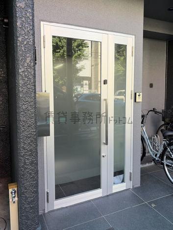 正面玄関