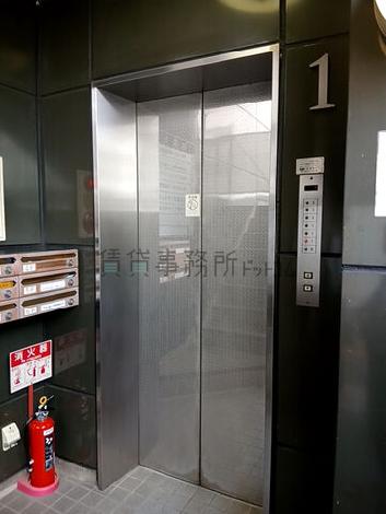 エレベーター