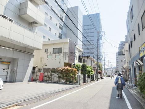 背面通り