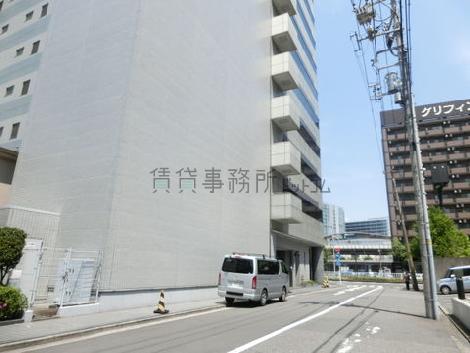 側面通り奥からの見え方