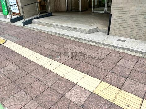 正面玄関