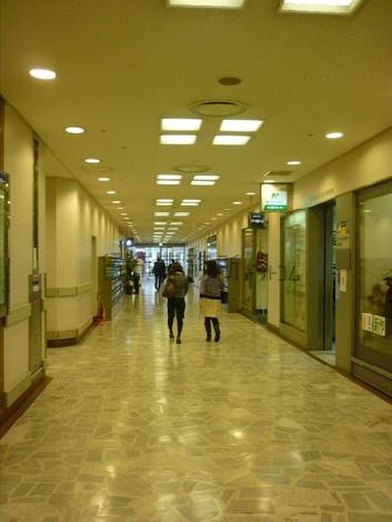広々とした通路