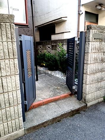 正面玄関
