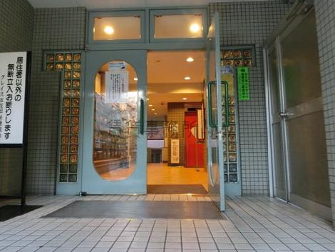 正面玄関