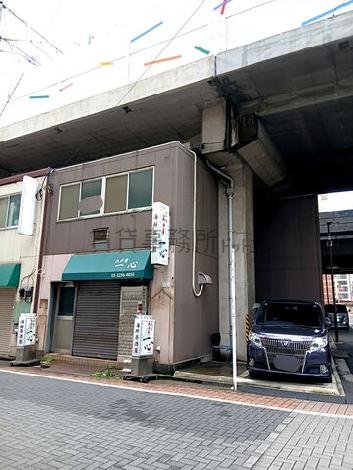 上村ビルの外観写真