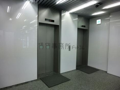 エレベーター2基設置で混み合う事も少ないです
