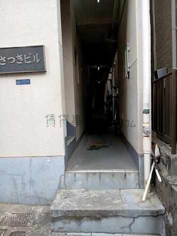 正面玄関
