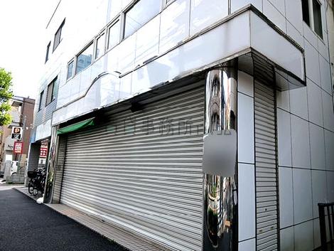 正面玄関