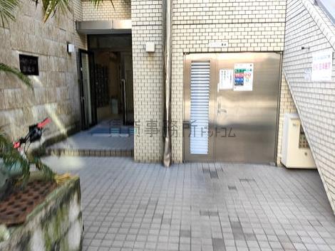正面玄関