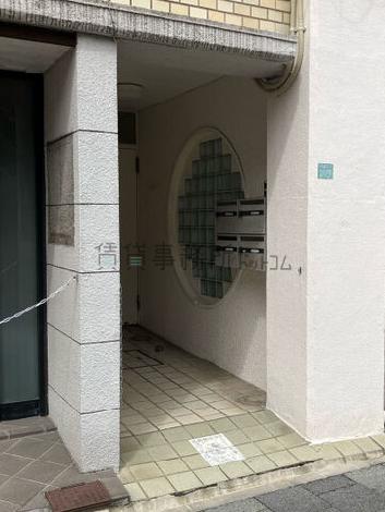 正面玄関