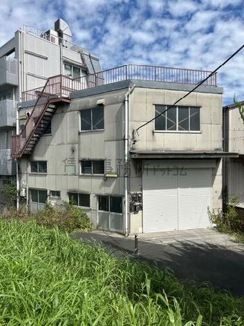 奥戸倉庫の外観写真
