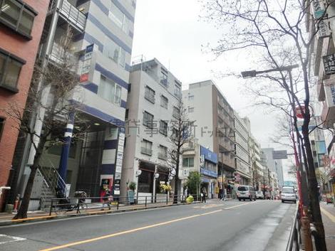 高田馬場駅方面