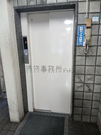エレベーター