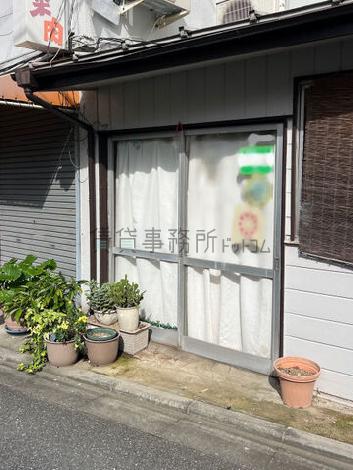 正面玄関