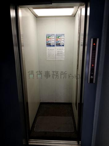 エレベーター