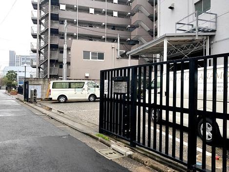 正面玄関