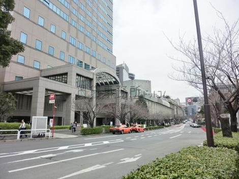 車道幅の広い道路