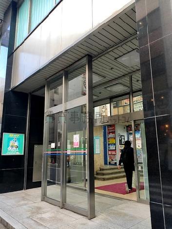 正面玄関