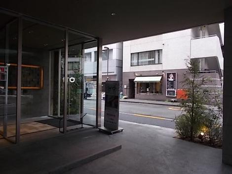 正面玄関