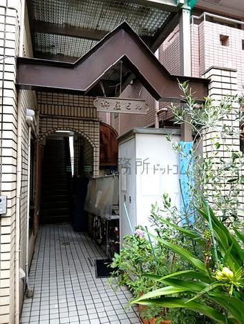 正面玄関