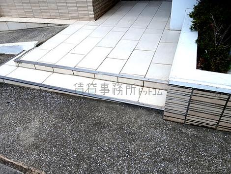 正面玄関
