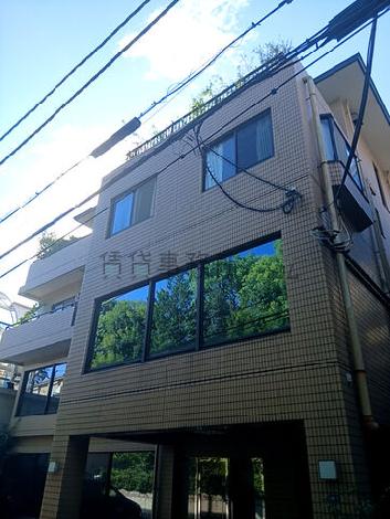 岡本ビルの外観写真