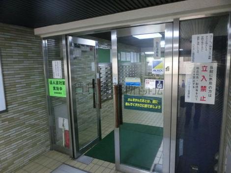 正面玄関