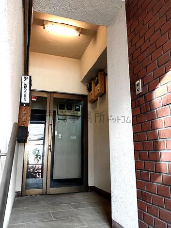 正面玄関
