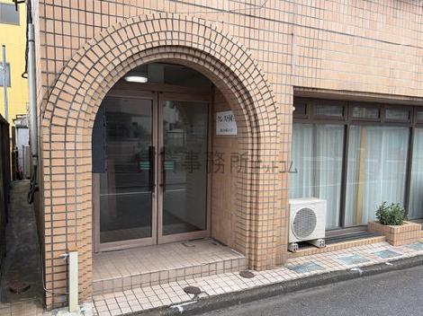 正面玄関