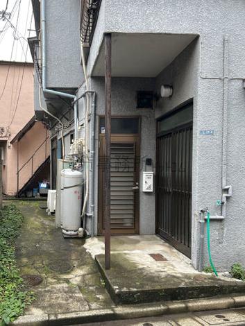 正面玄関