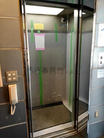 エレベーター
