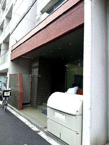 正面玄関