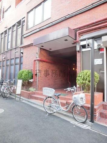 正面玄関