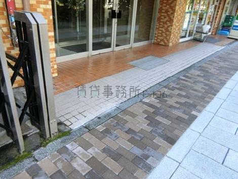 正面玄関