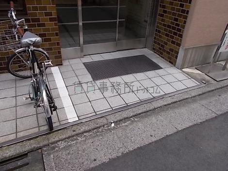正面玄関